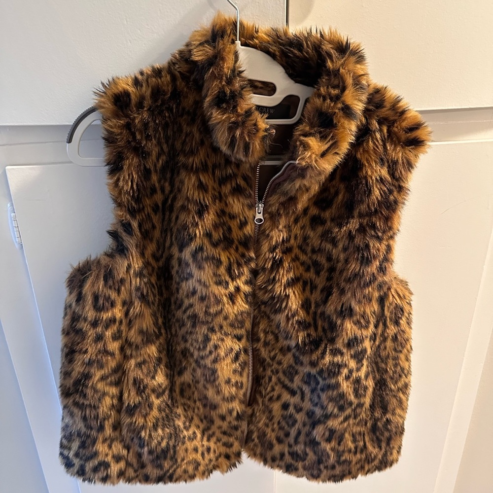 Jcrew faux fur leopard vest - size petite large
